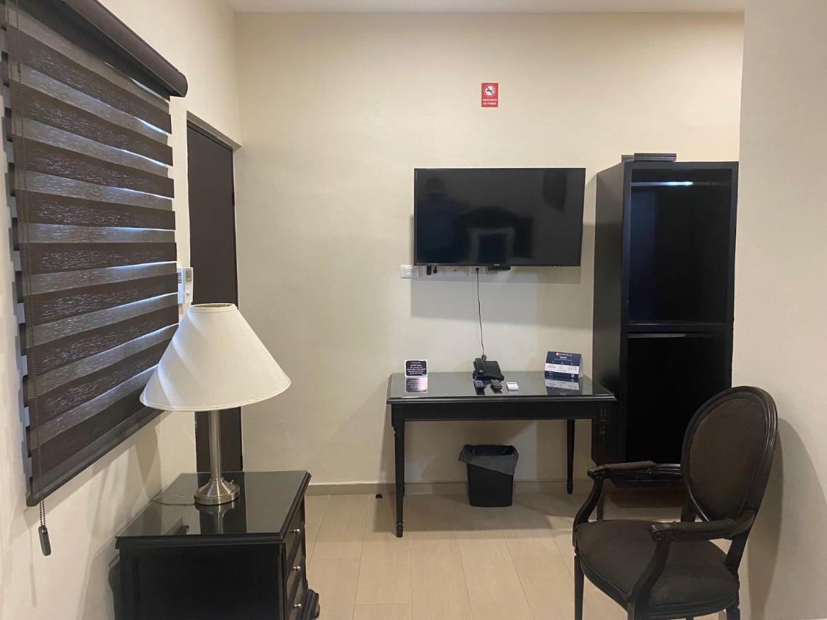 מרידה Woo Rooms Hotel מראה חיצוני תמונה